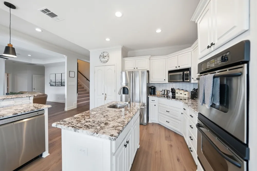 19022 Tennis Court Drive Kemp, TX 75143