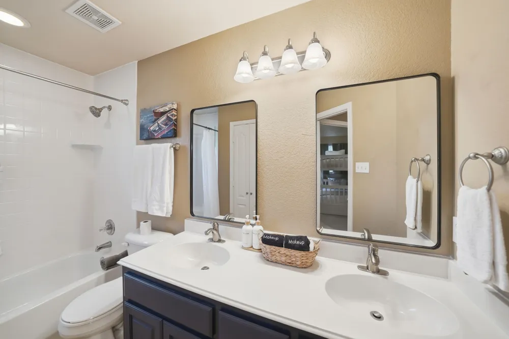 19022 Tennis Court Drive Kemp, TX 75143