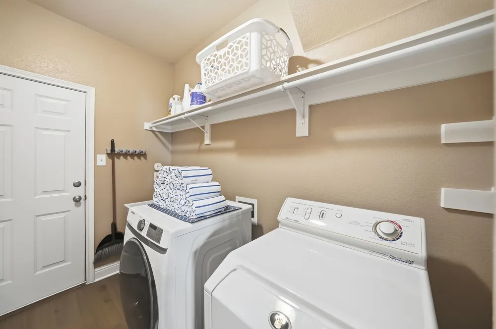 19022 Tennis Court Drive Kemp, TX 75143