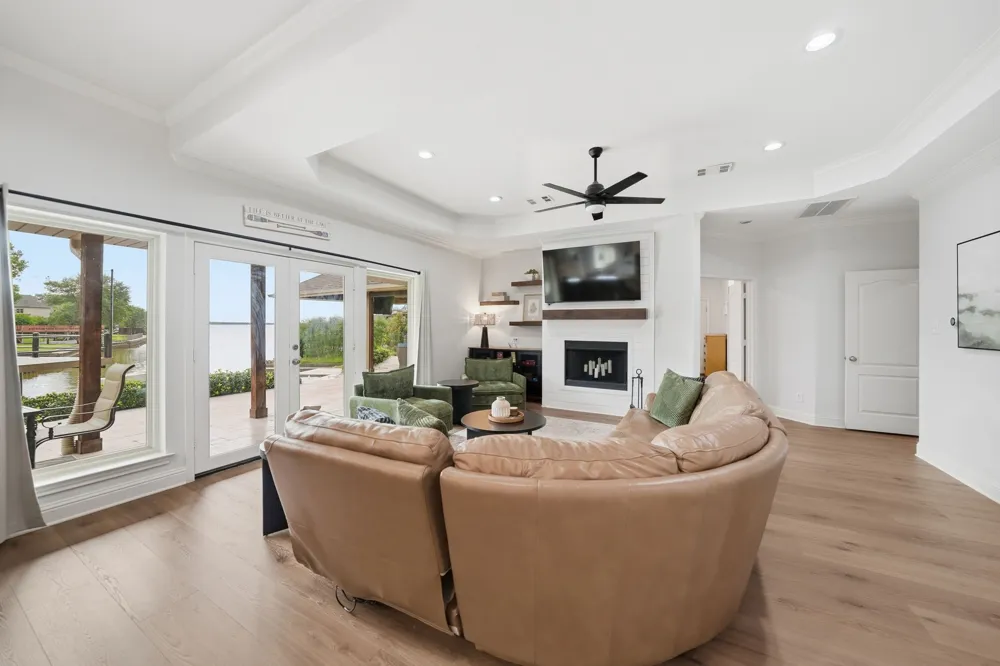 19022 Tennis Court Drive Kemp, TX 75143