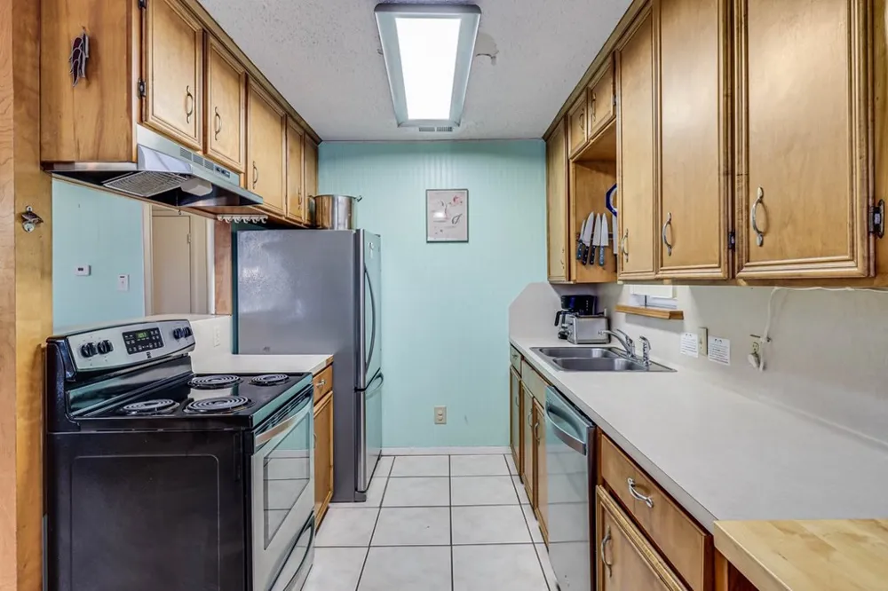 1116 S Station Street Port Aransas, TX 78373