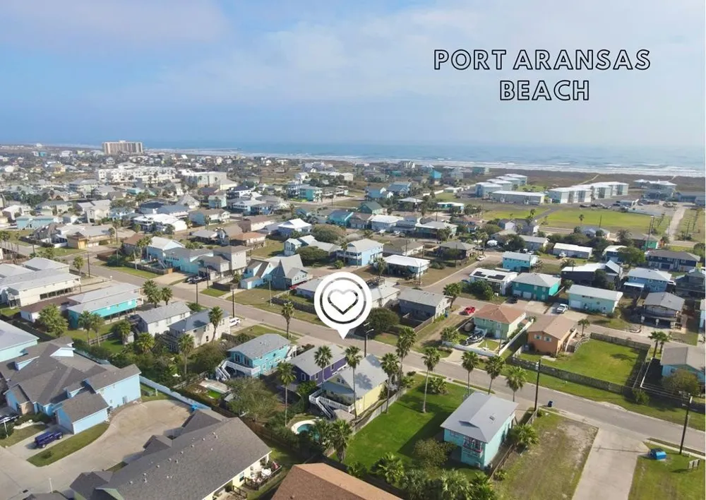 1116 S Station Street Port Aransas, TX 78373