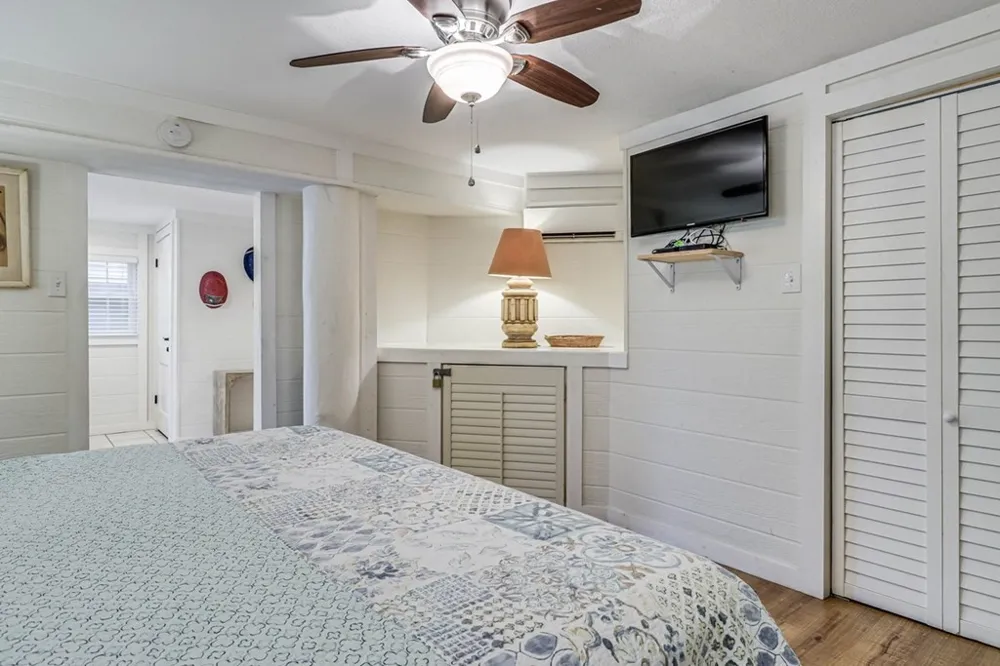 1116 S Station Street Port Aransas, TX 78373