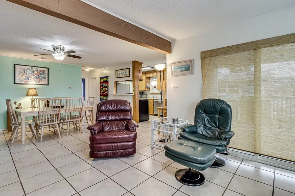 1116 S Station Street Port Aransas, TX 78373