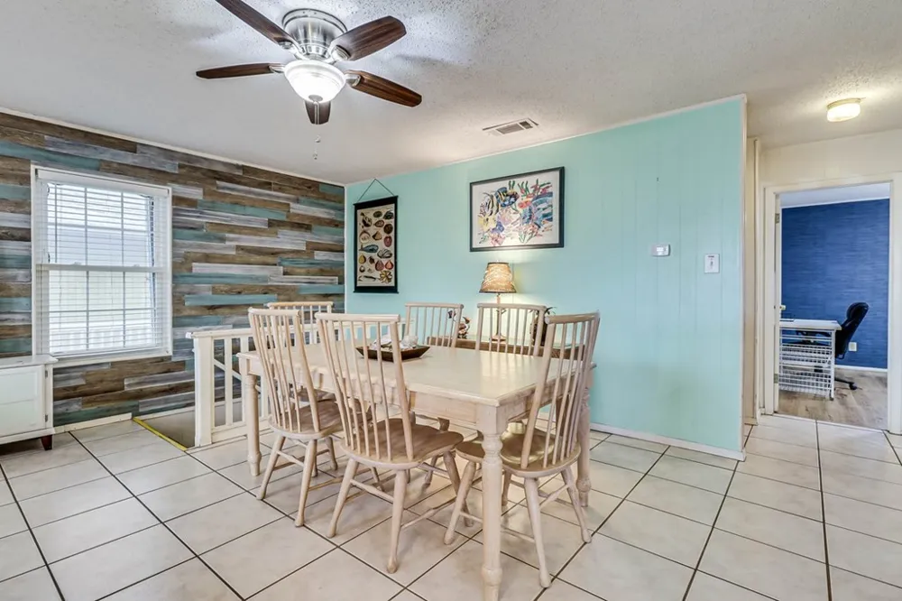 1116 S Station Street Port Aransas, TX 78373