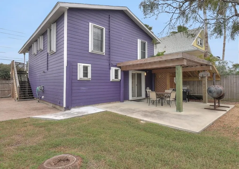 1116 S Station Street Port Aransas, TX 78373