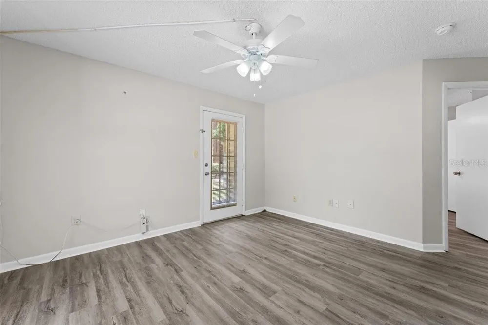 8641 FANCY FINCH DRIVE #102 Tampa, FL 33614
