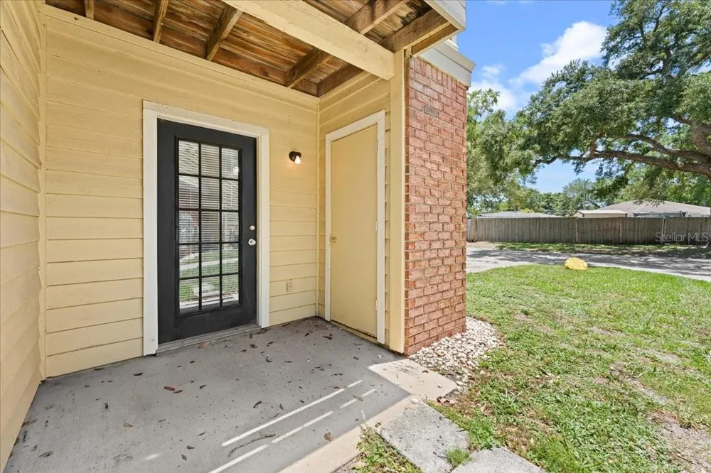 8641 FANCY FINCH DRIVE #102 Tampa, FL 33614