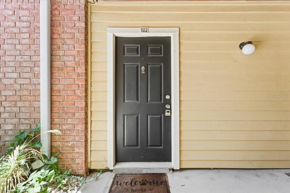 8641 FANCY FINCH DRIVE #102 Tampa, FL 33614