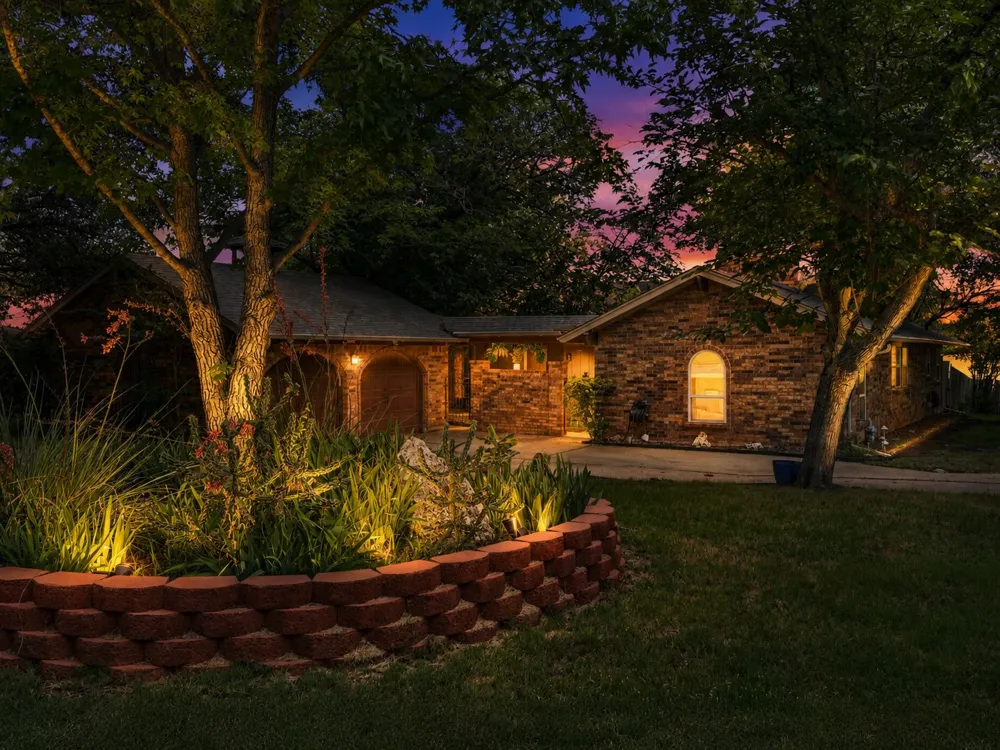 5310 Westminster Court S Fort Worth, TX 76133