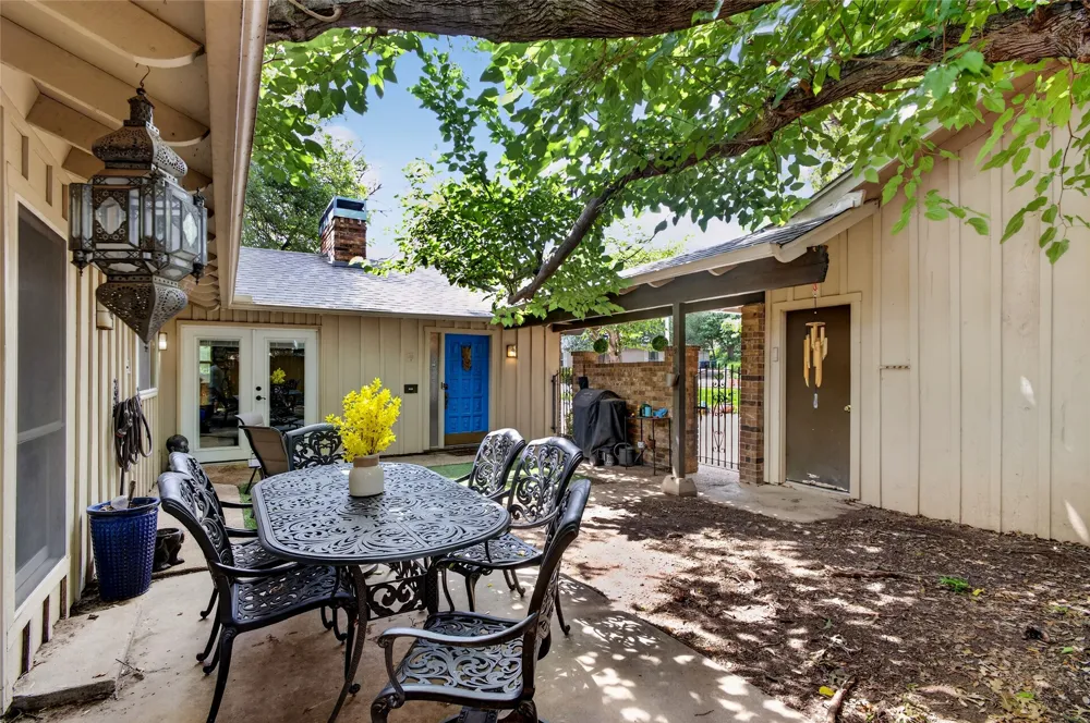 5310 Westminster Court S Fort Worth, TX 76133
