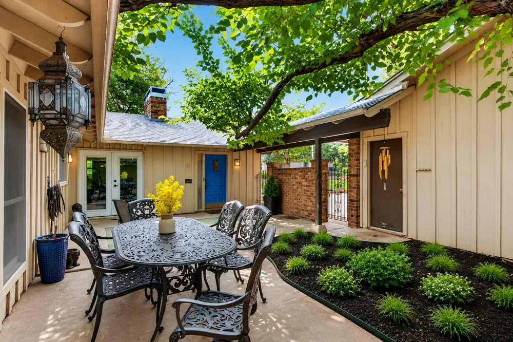 5310 Westminster Court S Fort Worth, TX 76133