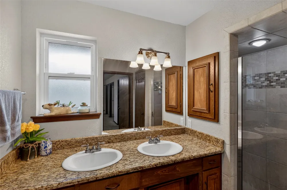 5310 Westminster Court S Fort Worth, TX 76133