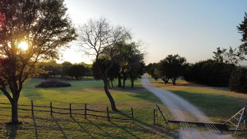 785 Tweedy Road Valley Mills, TX 76689