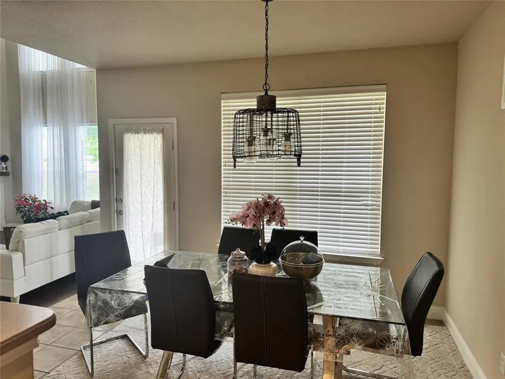 19605 Cheyenne Valley Drive Round Rock, TX 78664