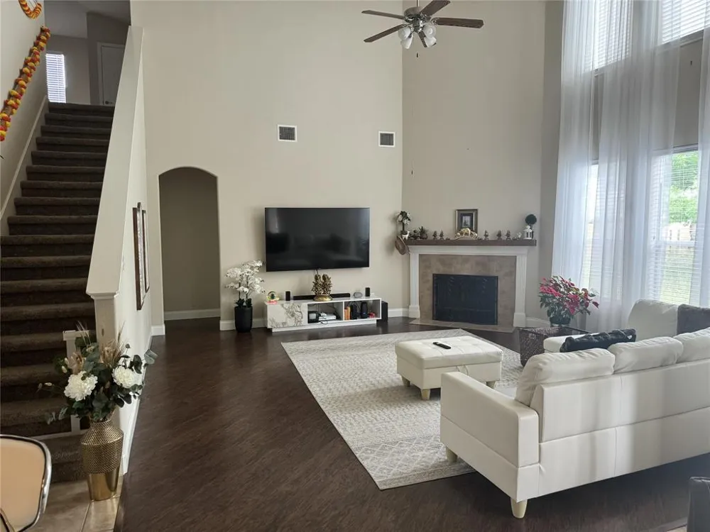 19605 Cheyenne Valley Drive Round Rock, TX 78664