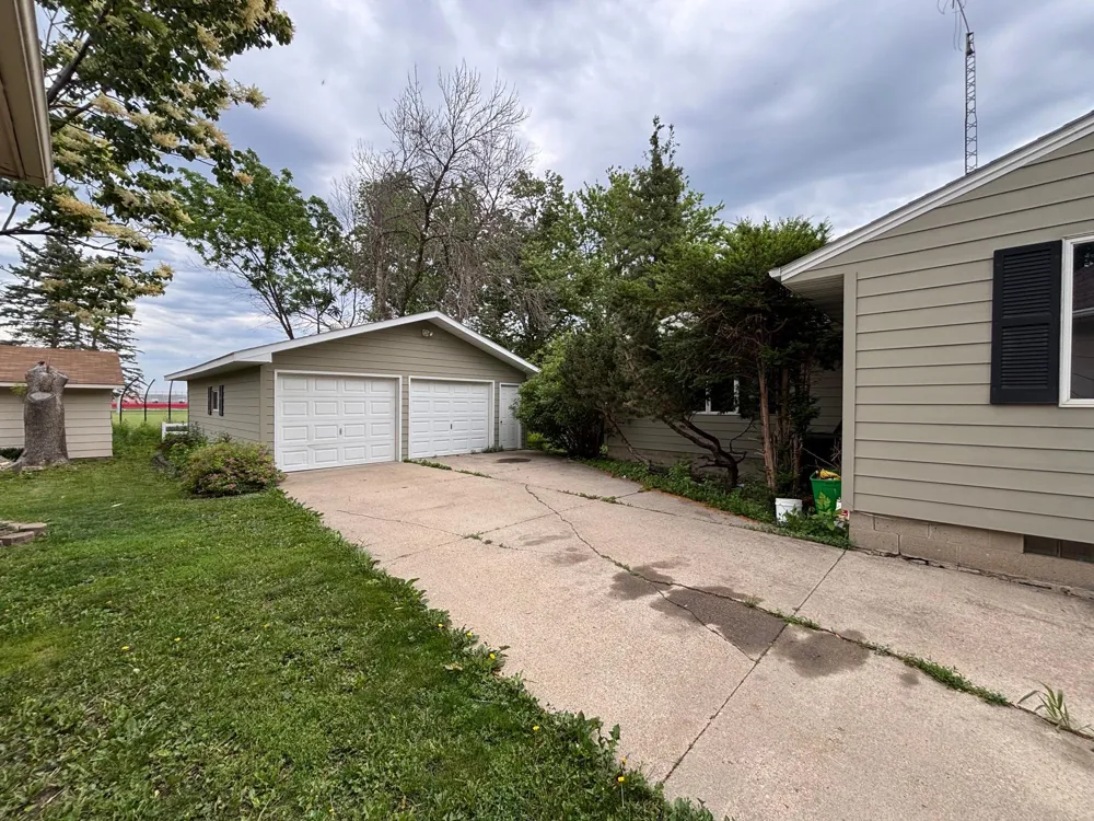 1103 Wilbur Street Worthington, MN 56187