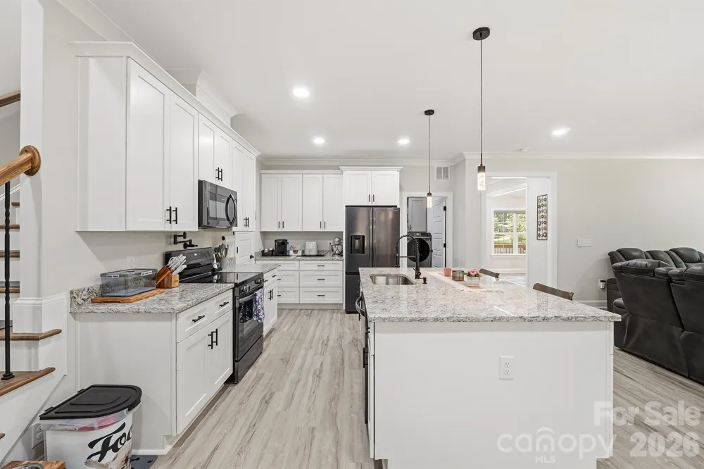 413 Lakewood Drive Lexington, NC 27292