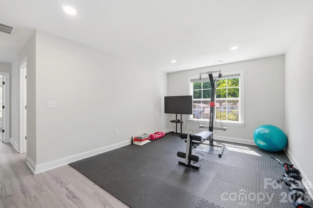 413 Lakewood Drive Lexington, NC 27292