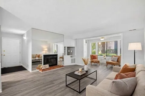 2281 HUNTERS RUN DRIVE #2281