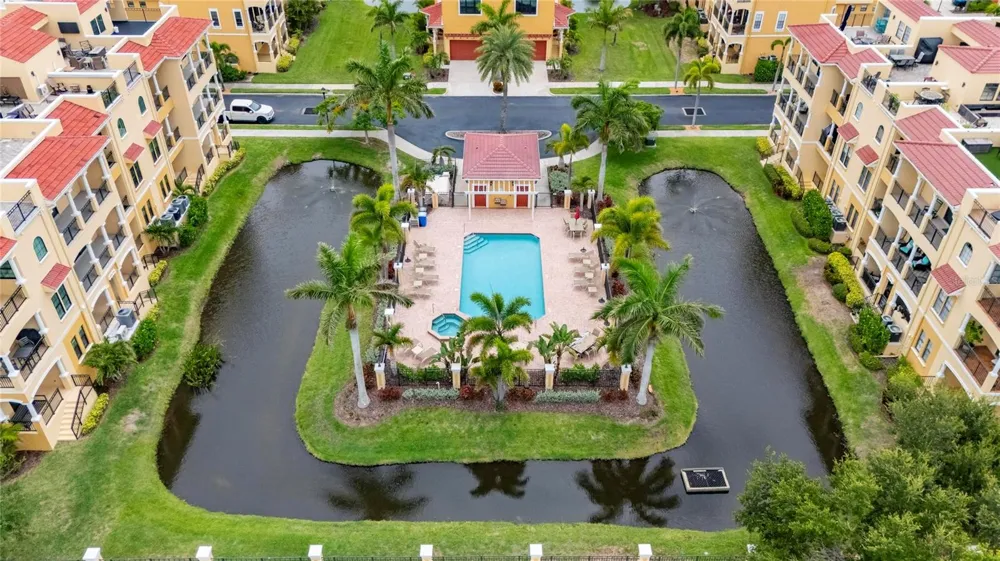 6408 MAYRA SHORES LANE Apollo Beach, FL 33572