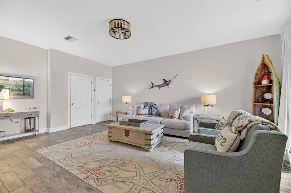 6408 MAYRA SHORES LANE Apollo Beach, FL 33572