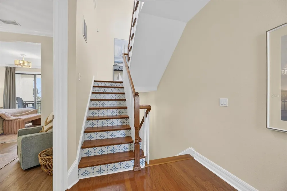 6408 MAYRA SHORES LANE Apollo Beach, FL 33572