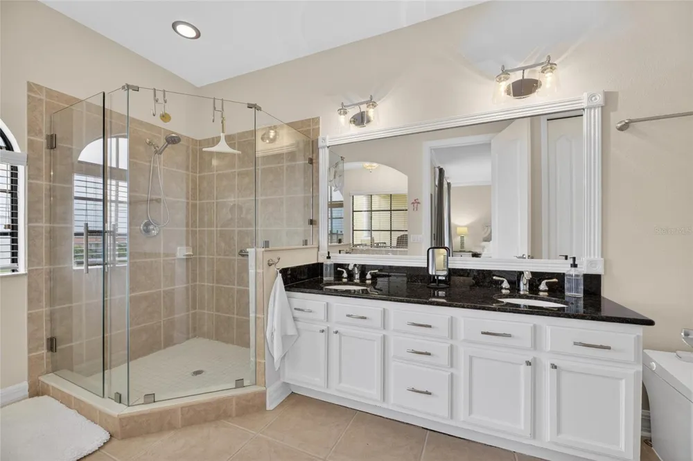 6408 MAYRA SHORES LANE Apollo Beach, FL 33572