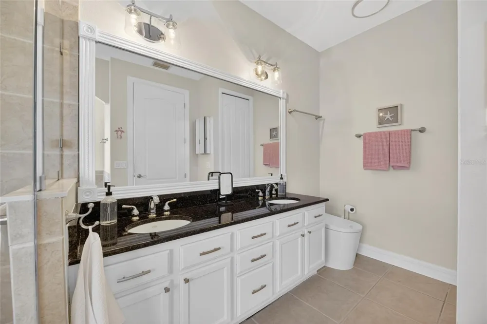 6408 MAYRA SHORES LANE Apollo Beach, FL 33572