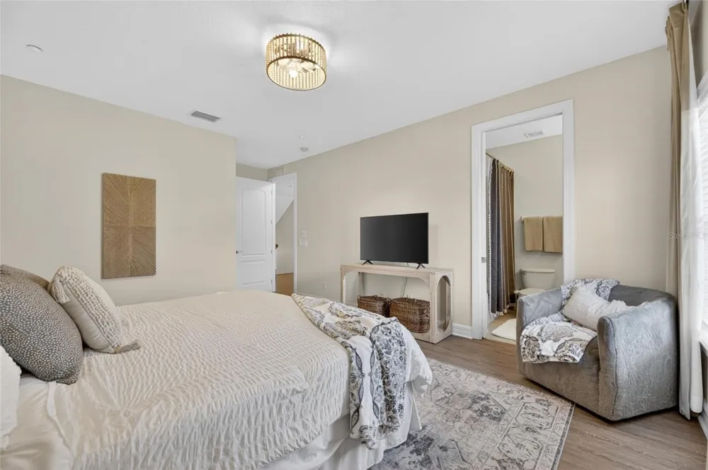 6408 MAYRA SHORES LANE Apollo Beach, FL 33572
