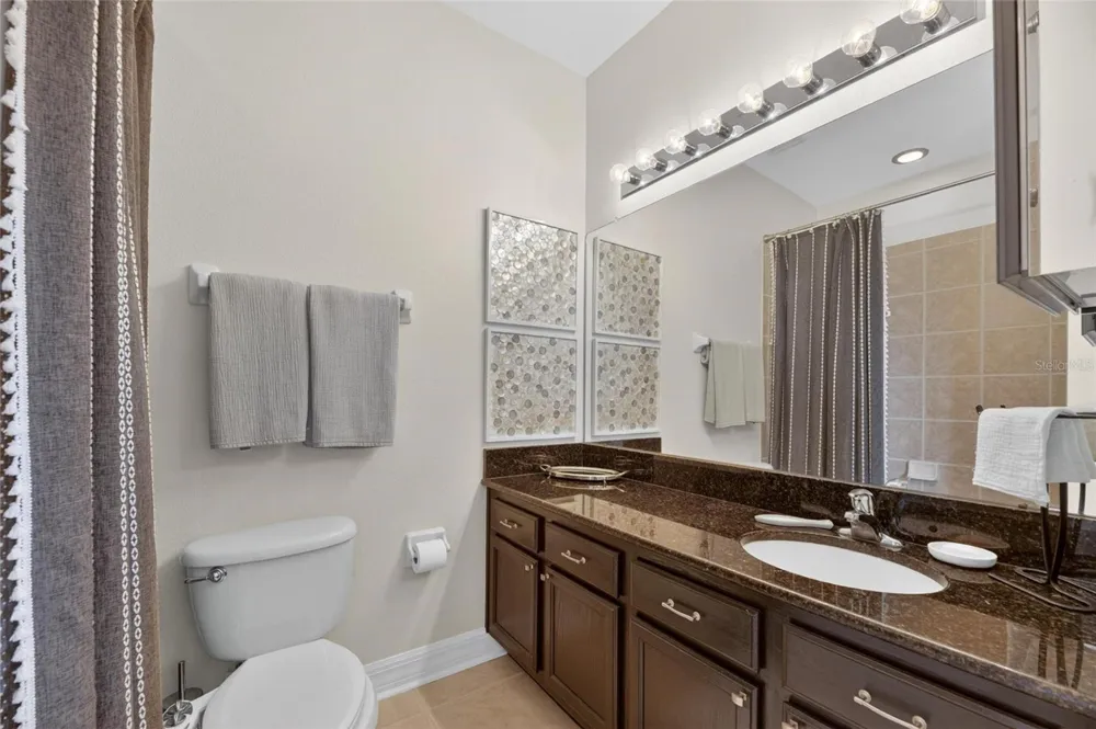 6408 MAYRA SHORES LANE Apollo Beach, FL 33572