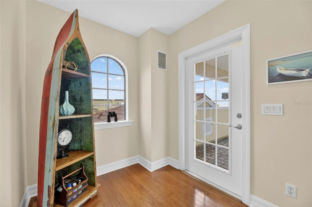 6408 MAYRA SHORES LANE Apollo Beach, FL 33572