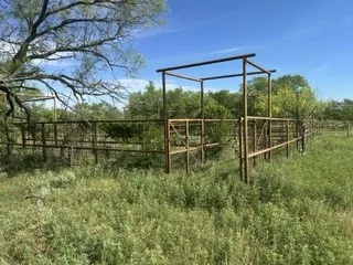 Barry Road Henrietta, TX 76365