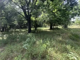 Barry Road Henrietta, TX 76365