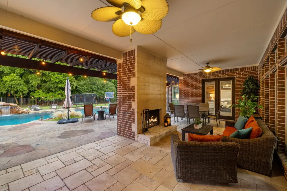 1545 Sara Cove Lucas, TX 75002