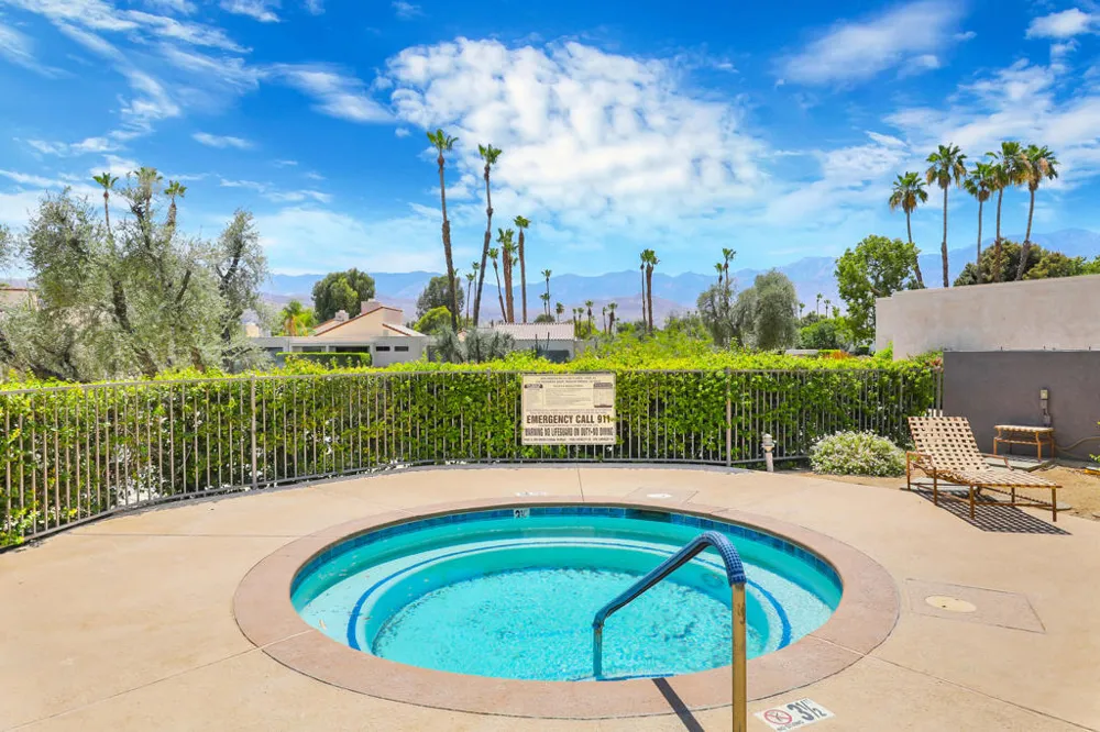 829 Inverness Rancho Mirage, CA 92270