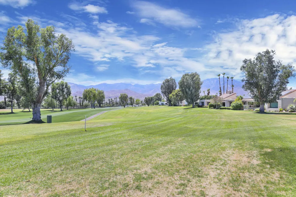 829 Inverness Rancho Mirage, CA 92270