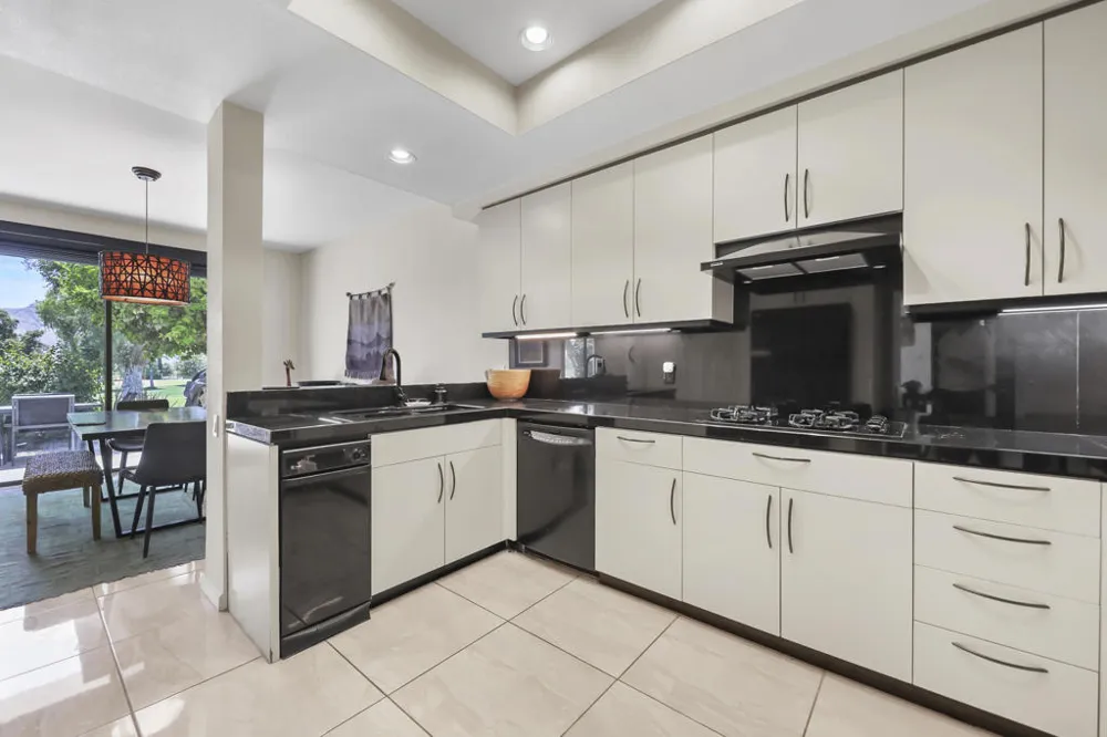 829 Inverness Rancho Mirage, CA 92270