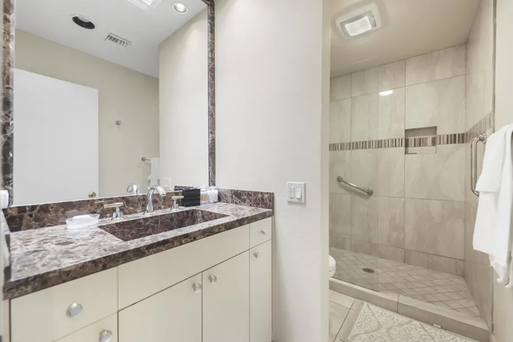 829 Inverness Rancho Mirage, CA 92270