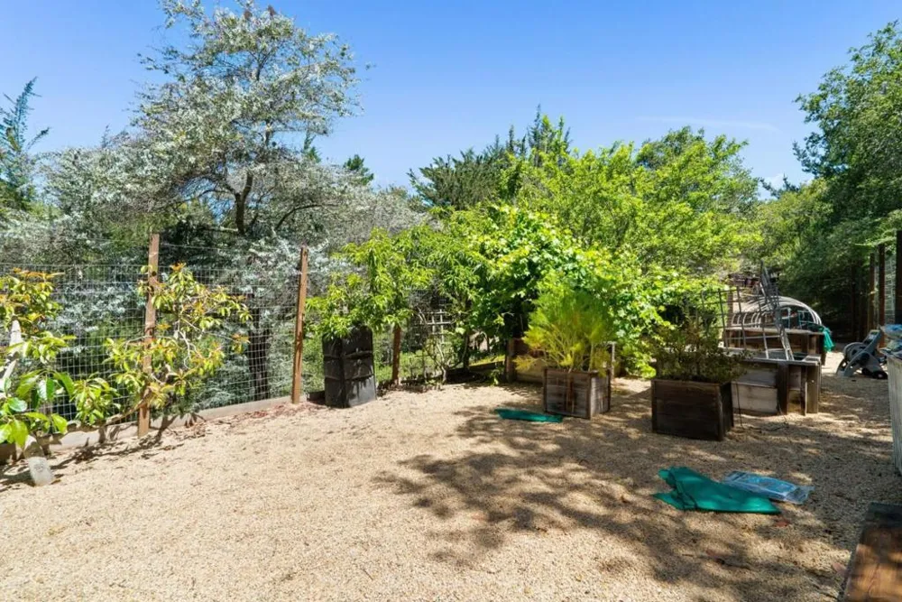 2240 Rodeo Gulch Road Soquel, CA 95073