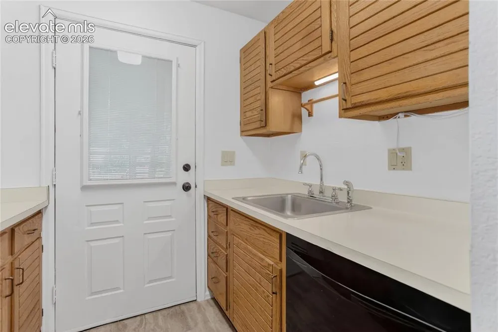 329 El Paso Boulevard #F Manitou Springs, CO 80829