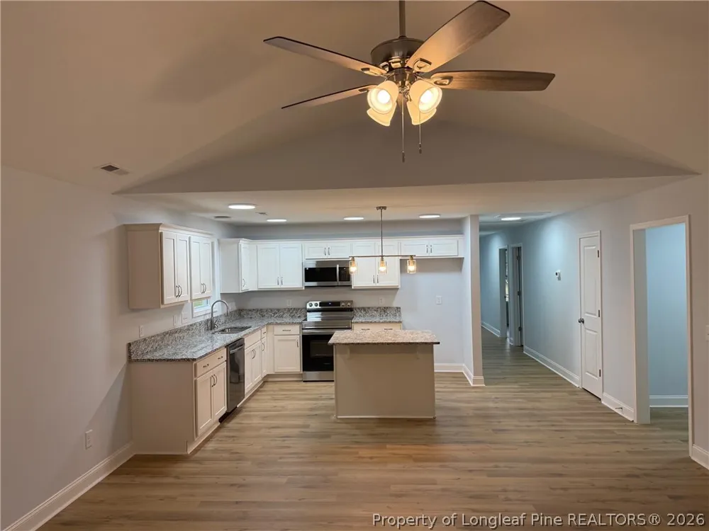6108 Muscat Road Hope Mills, NC 28348