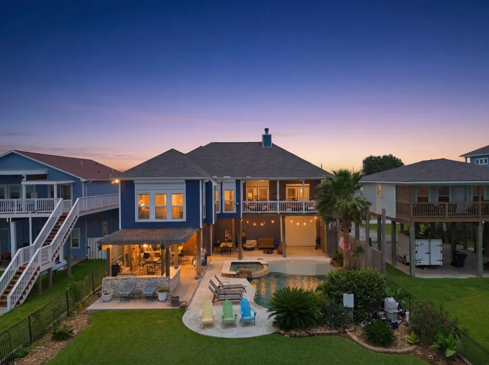 1623 Dick Bay Drive San Leon, TX 77539