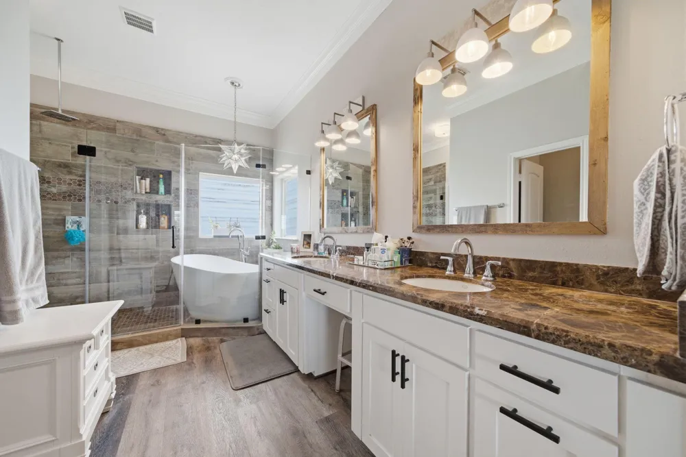 1623 Dick Bay Drive San Leon, TX 77539