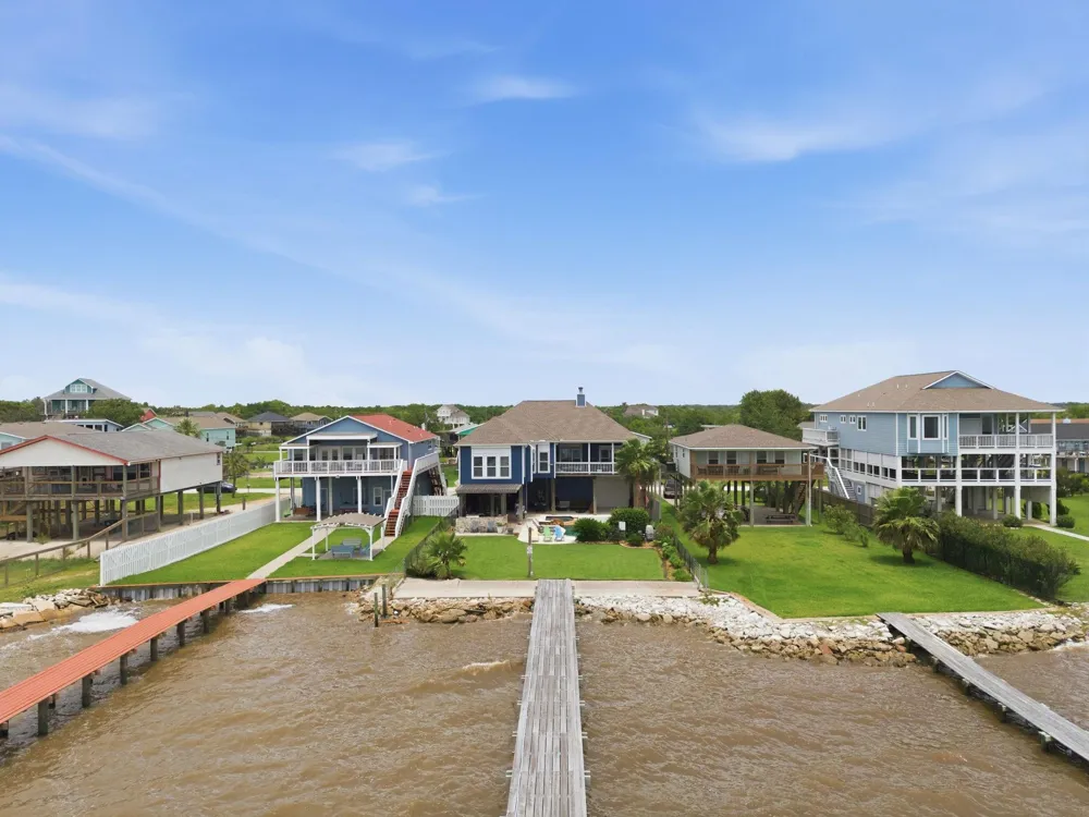1623 Dick Bay Drive San Leon, TX 77539