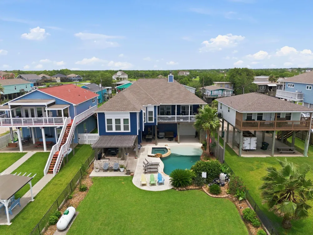 1623 Dick Bay Drive San Leon, TX 77539