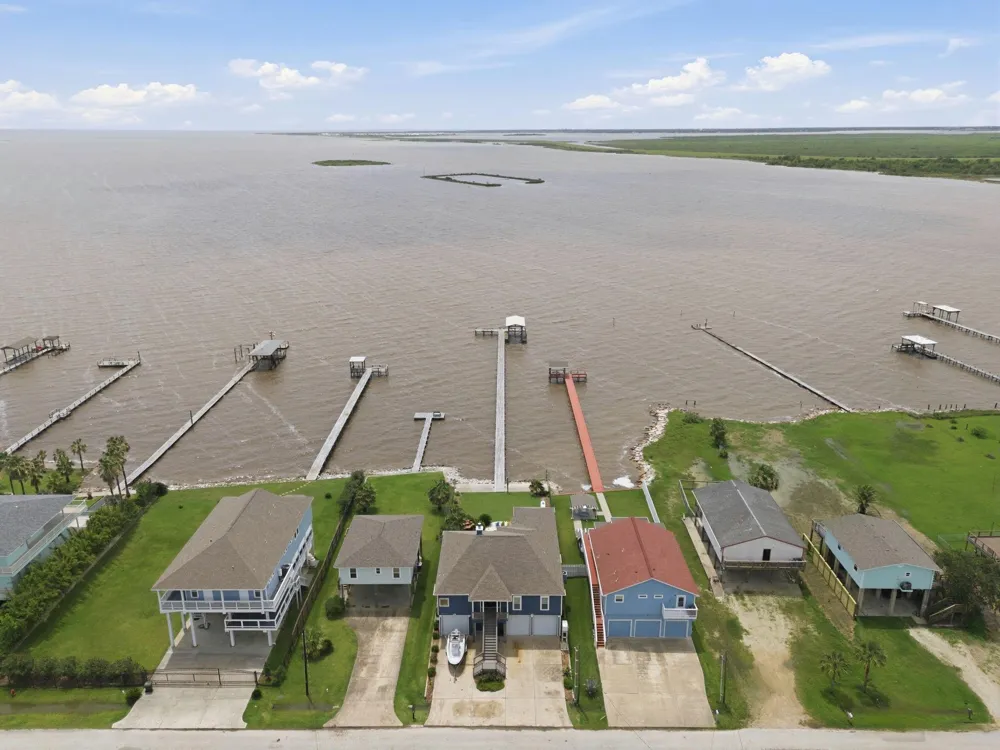 1623 Dick Bay Drive San Leon, TX 77539