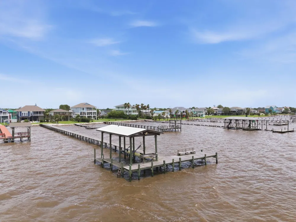 1623 Dick Bay Drive San Leon, TX 77539