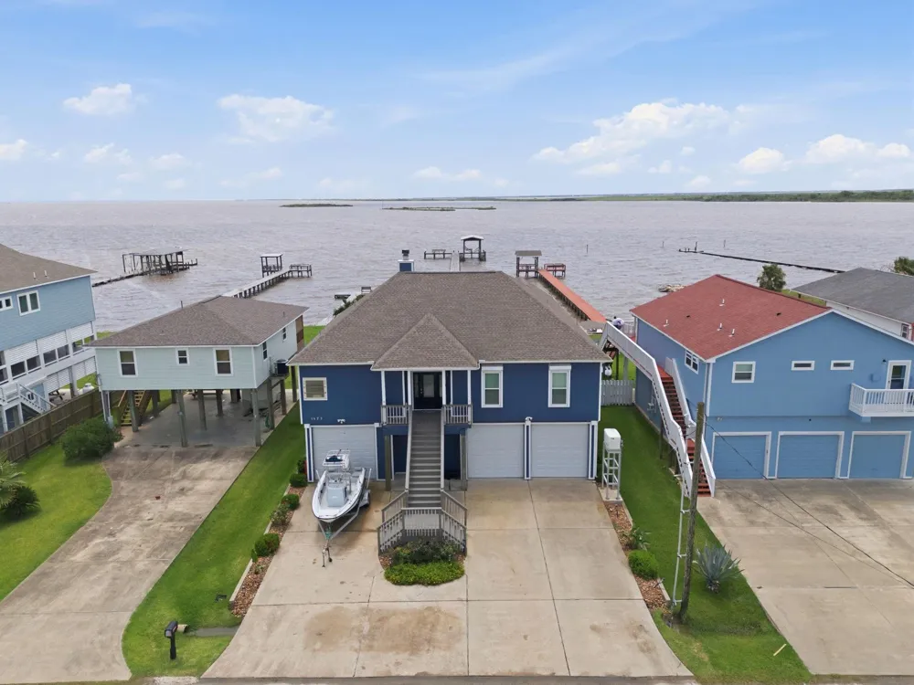 1623 Dick Bay Drive San Leon, TX 77539