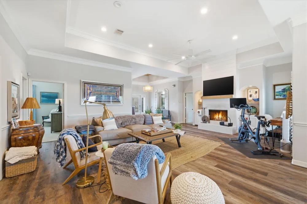 1623 Dick Bay Drive San Leon, TX 77539